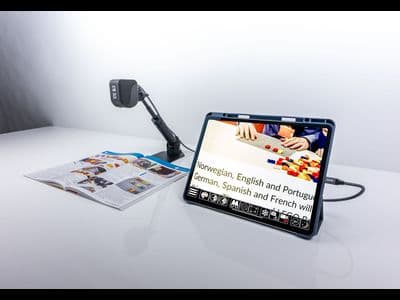 CoaSt magnifying a magazine page onto a connected iPad